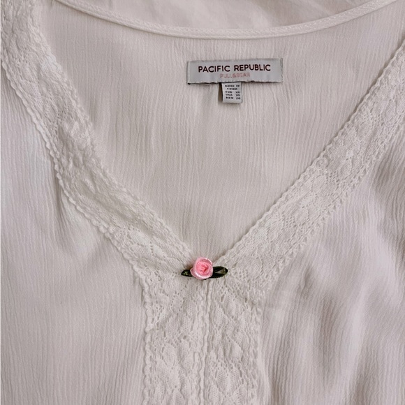 pull and bear white top - Picture 4 of 4